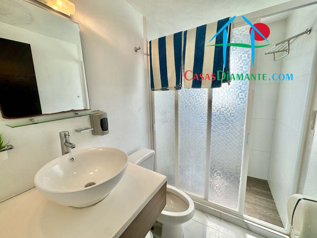 Banús Formentor 150 158 - Baño completo 1